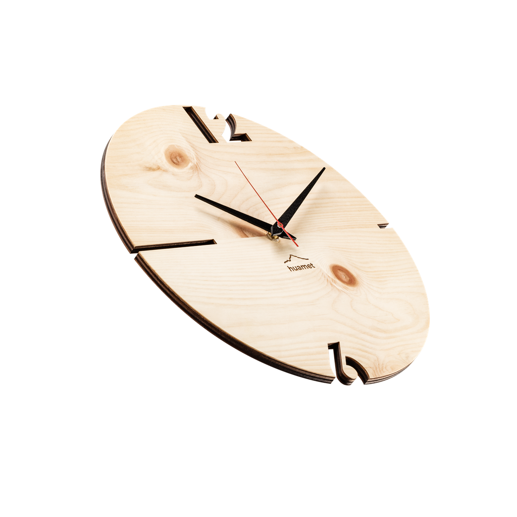 Puhr - Wanduhr aus Zirbenholz rund